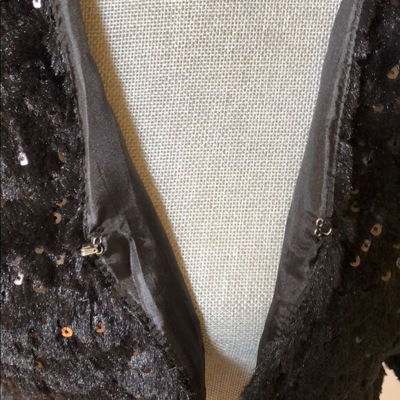 Romeo & Juliet Black Sequin and Faux Fur Cardigan - Picture 4 of 5